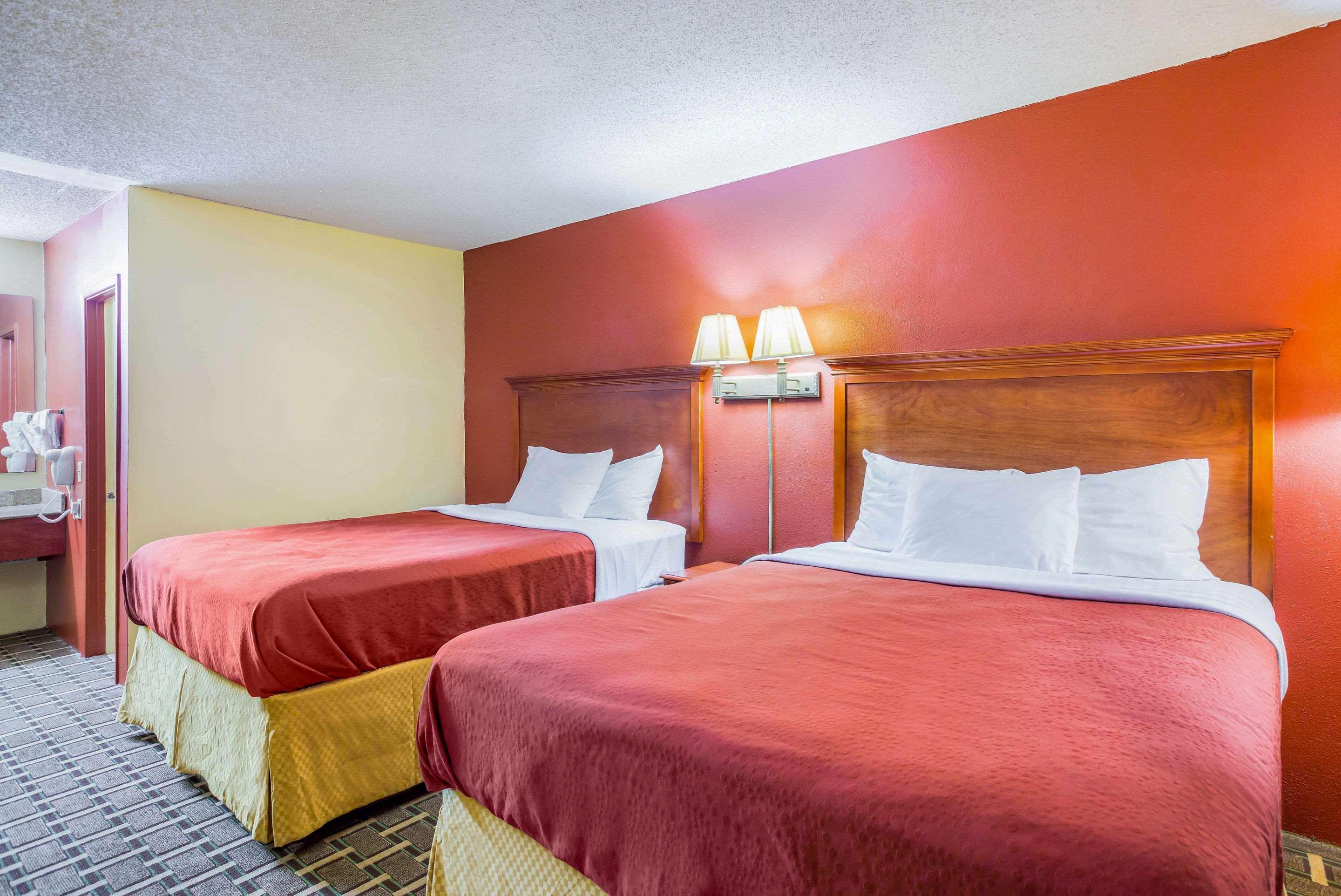 Bonifay Rodeway Inn מראה חיצוני תמונה