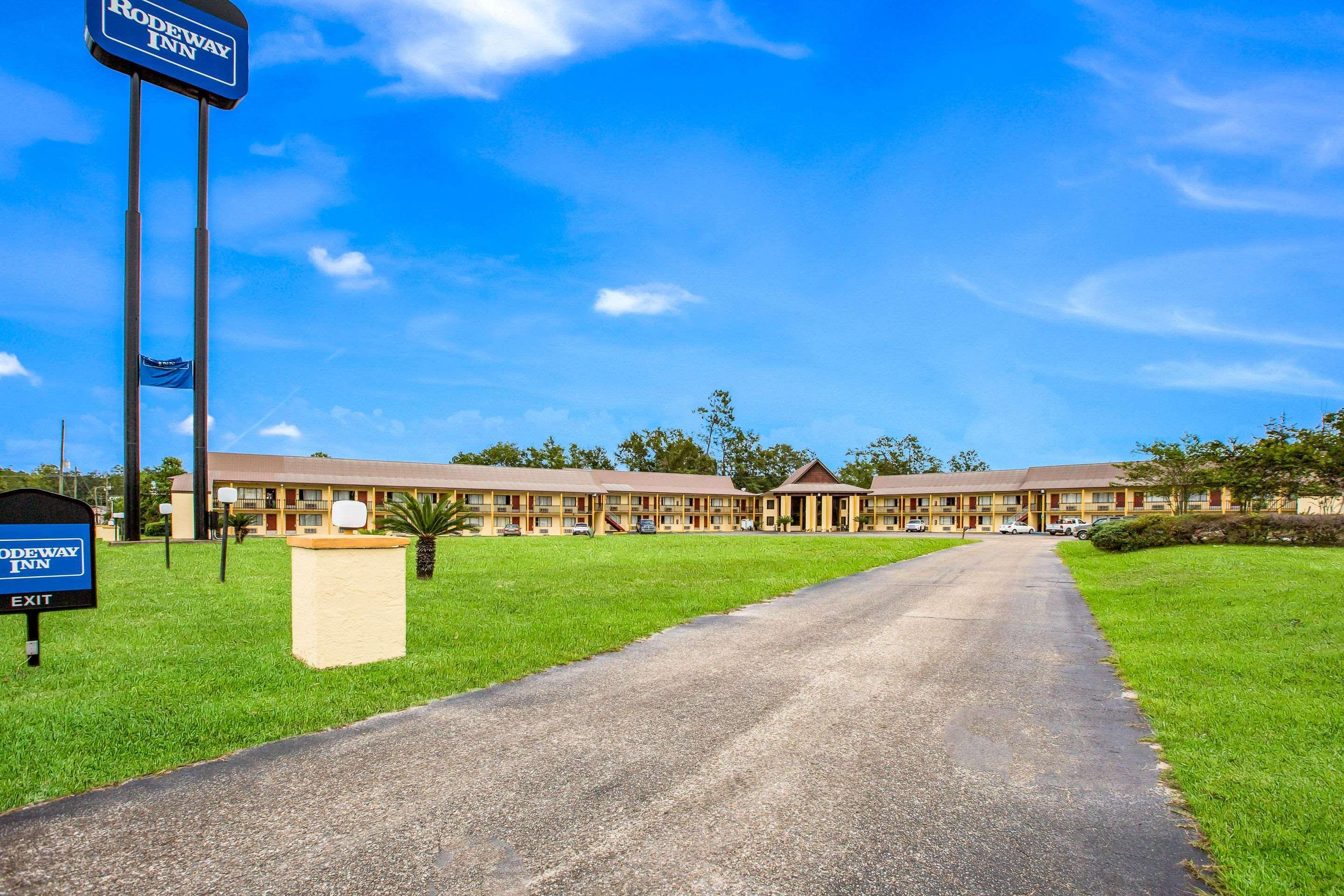 Bonifay Rodeway Inn מראה חיצוני תמונה