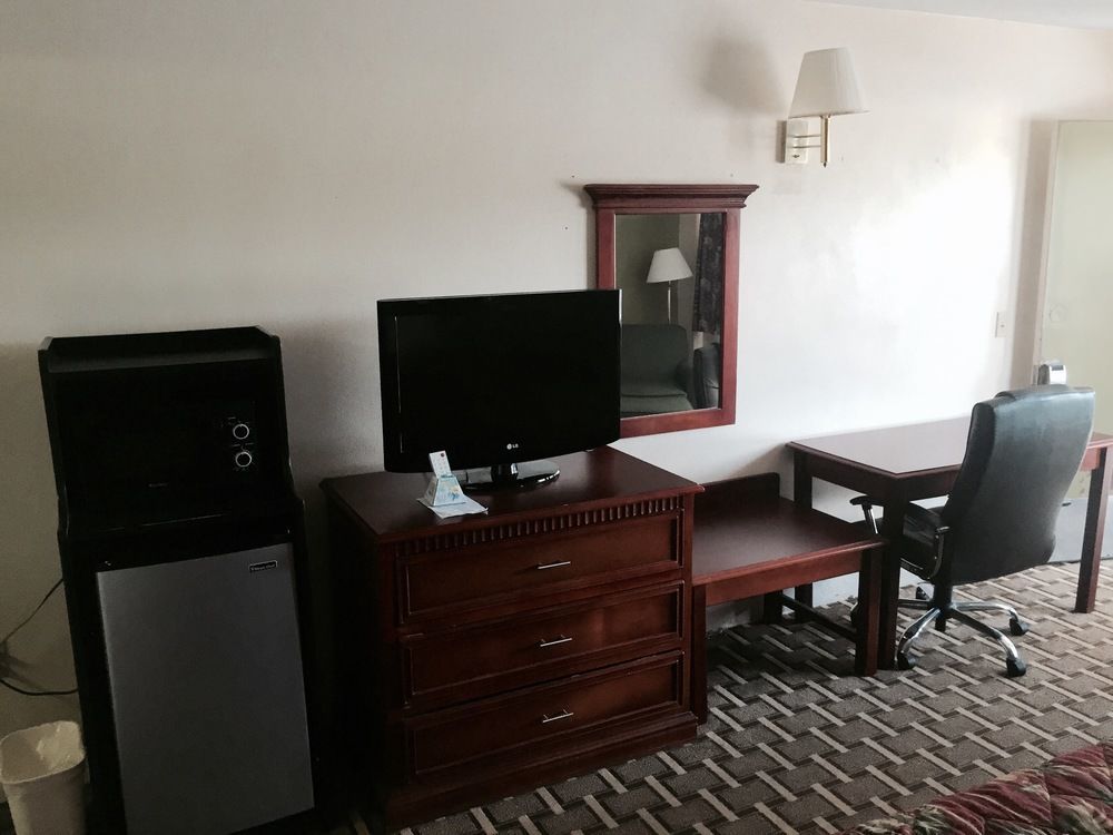 Bonifay Rodeway Inn מראה חיצוני תמונה