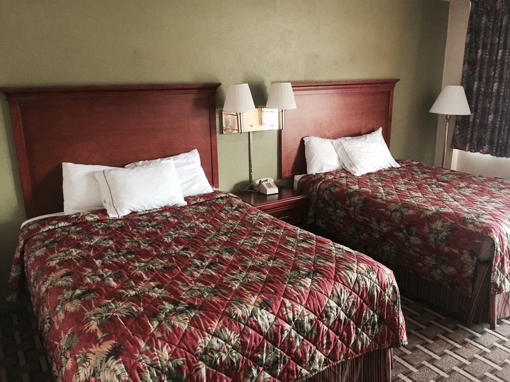 Bonifay Rodeway Inn מראה חיצוני תמונה