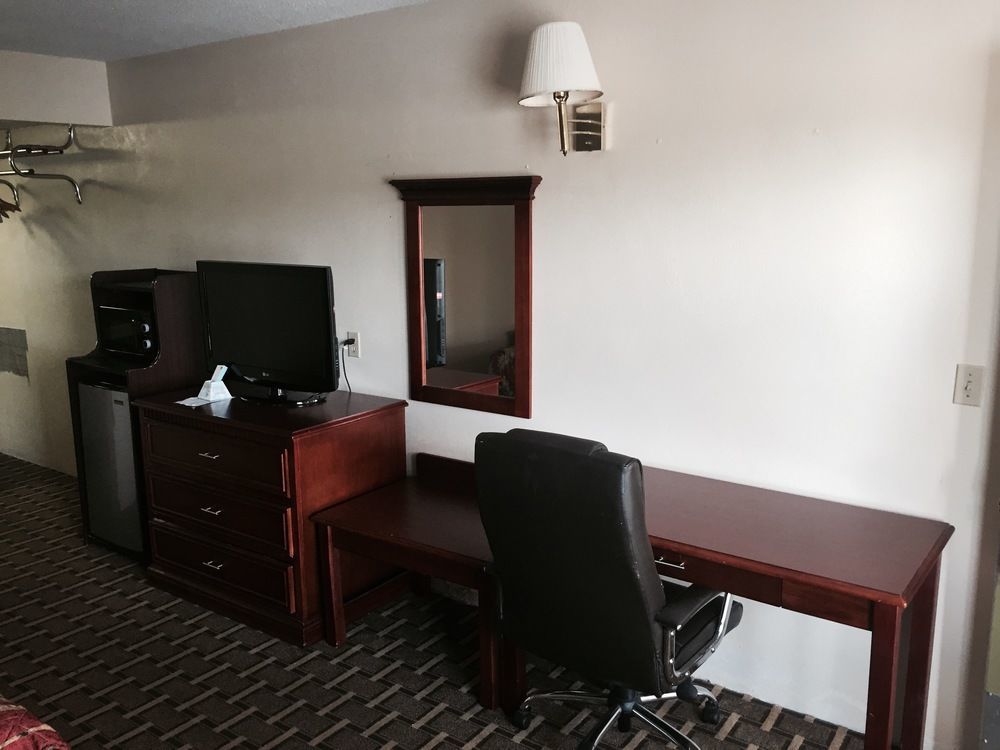 Bonifay Rodeway Inn מראה חיצוני תמונה